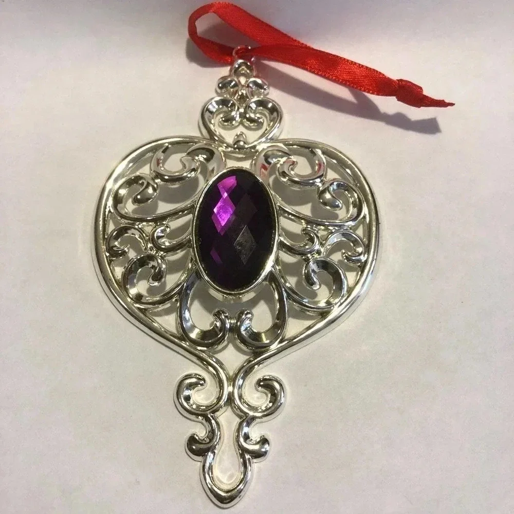 Beautiful Heart and Purple Stone Lenox Christmas ornament